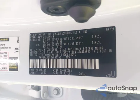 2024 Toyota Corolla Cross Le z USA, uszkodzony, nr VIN 7MUBAAAG8RV091350